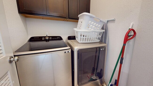 Building Photo - 1172 Indigo Sky St