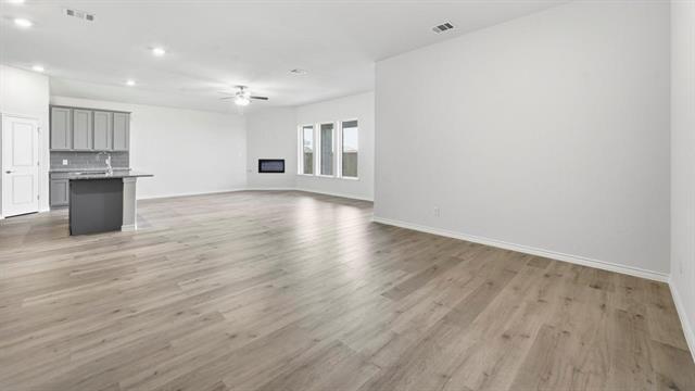 Building Photo - 2120 Sable Trce Ln