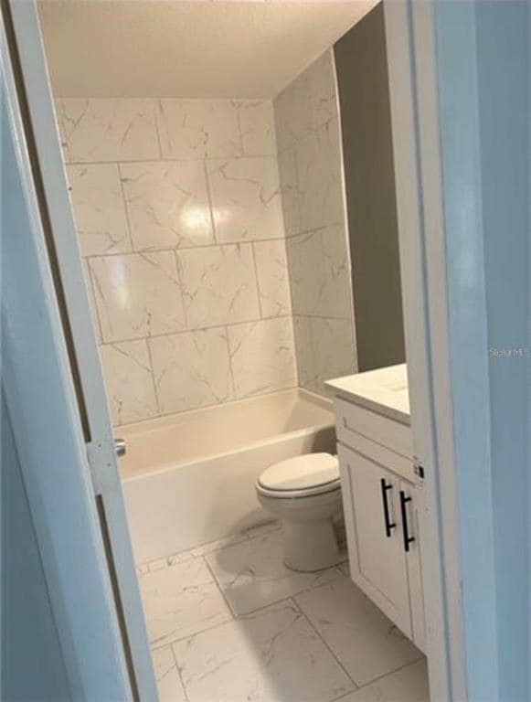 Building Photo - 7149 Carmel Ave