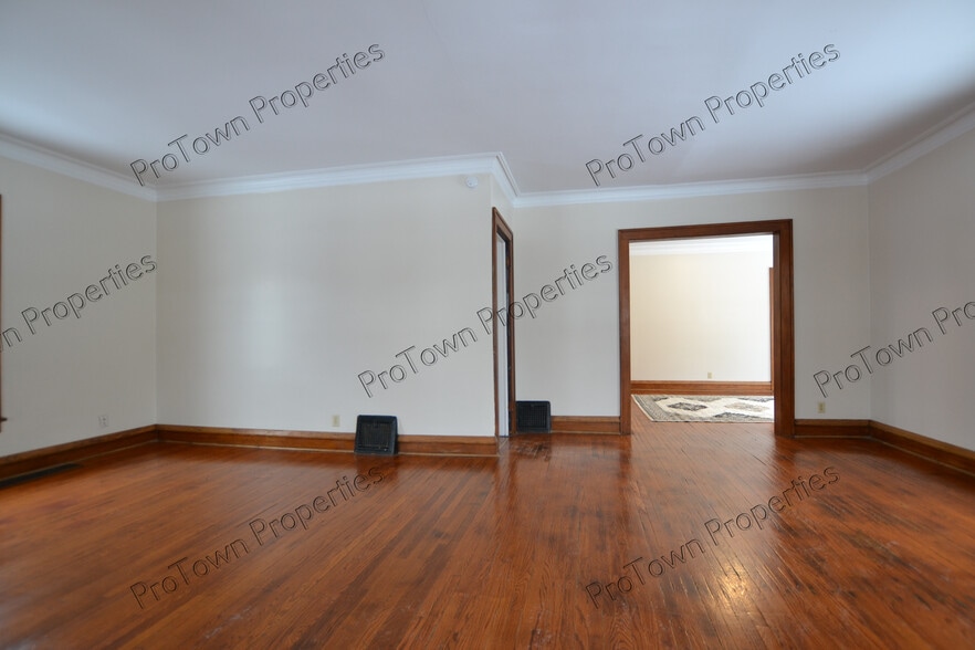 Building Photo - 807 Glenwood Ave