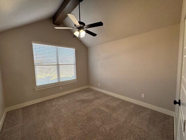 Building Photo - Beautiful Spacious Home in Cooper Schools!