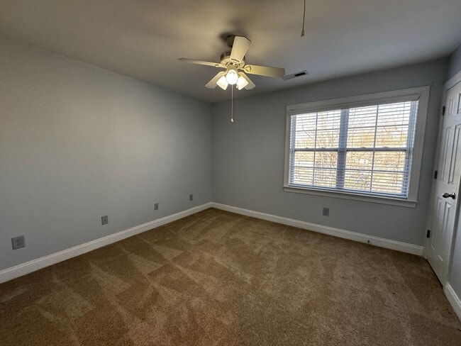 Building Photo - 5042 Wyngate Village Dr