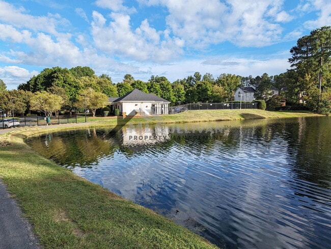 Building Photo - 109 Wakehurst Dr