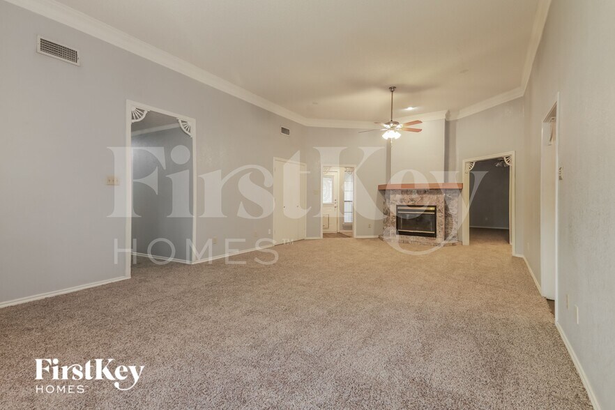 Building Photo - 5302 Deep Canyon Dr