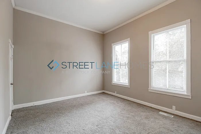 Building Photo - 2566 English Ave