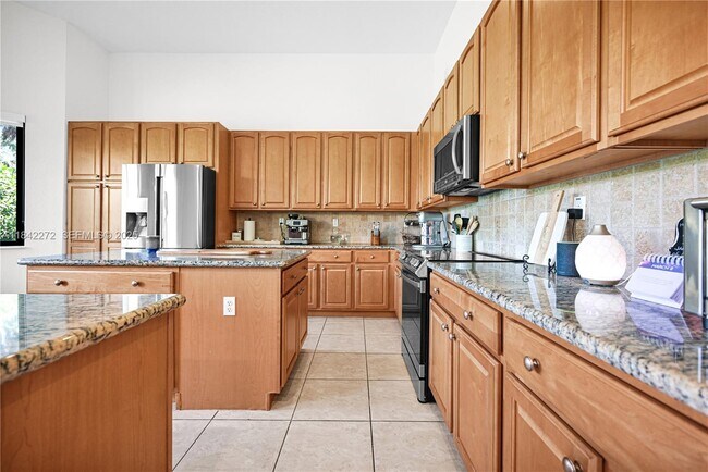 Building Photo - 7565 SW 190th St