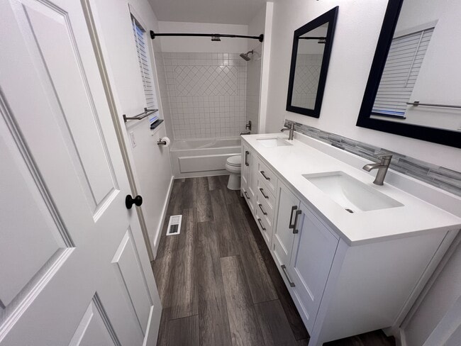 Building Photo - 27037 111th Ct SE