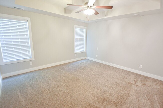 Building Photo - 236 Towes Ln