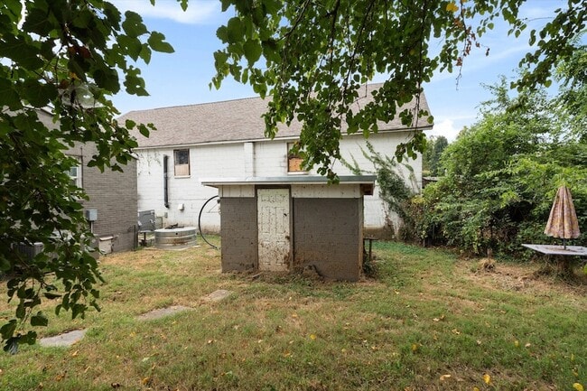 Building Photo - 1723 23rd Ave N
