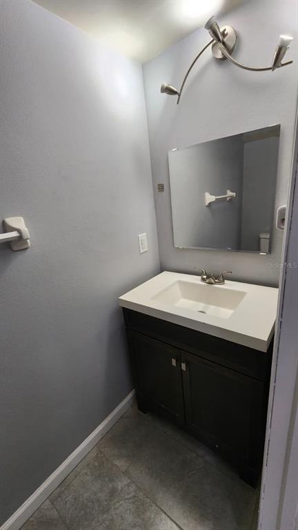 Building Photo - 5990 Braemar Pl