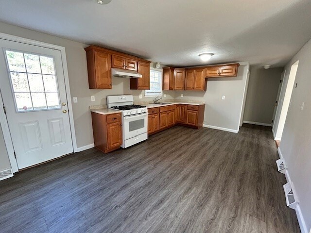 Building Photo - 85 Emmet St