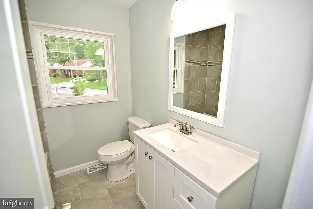 Building Photo - 6900 Lansdale St