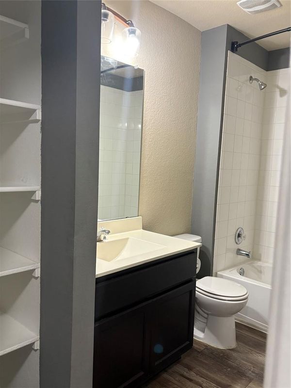 Building Photo - 3509 Ortman Dr