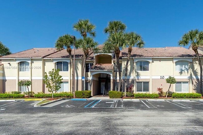 Building Photo - 815 Boynton Beach Blvd