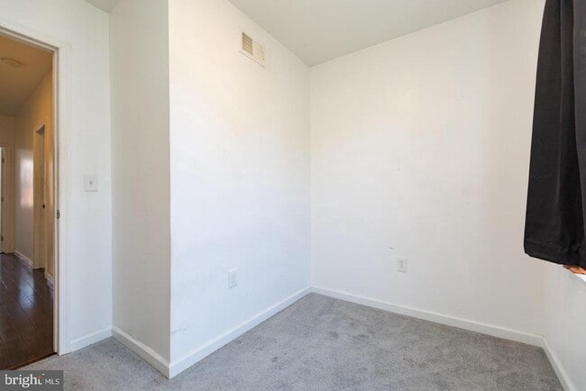 Building Photo - 2222 Earp St