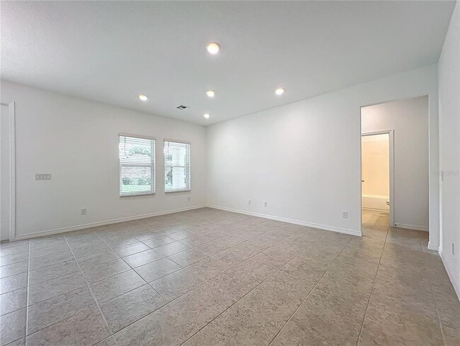 Building Photo - 1679 Meadowlark Dr