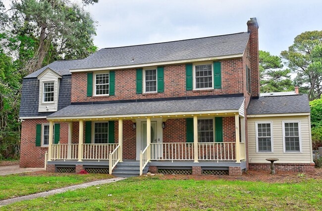 Building Photo - FOR RENT- PORTSMOUTH!