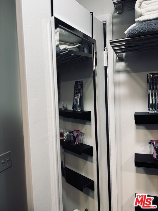 Building Photo - 1377 S Sultana Ave