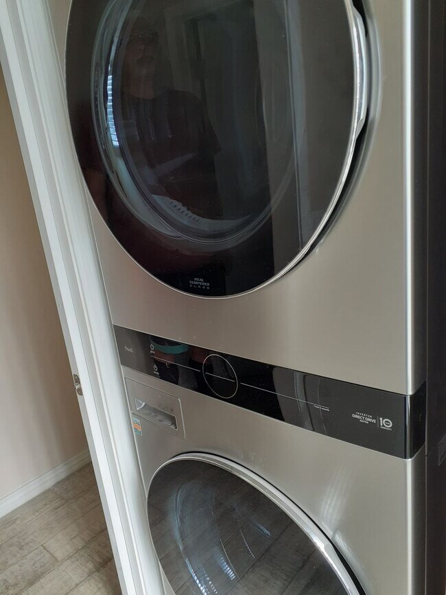 Building Photo - New Build 1 Bed/1 Bath Home @ 36th St &Greenway