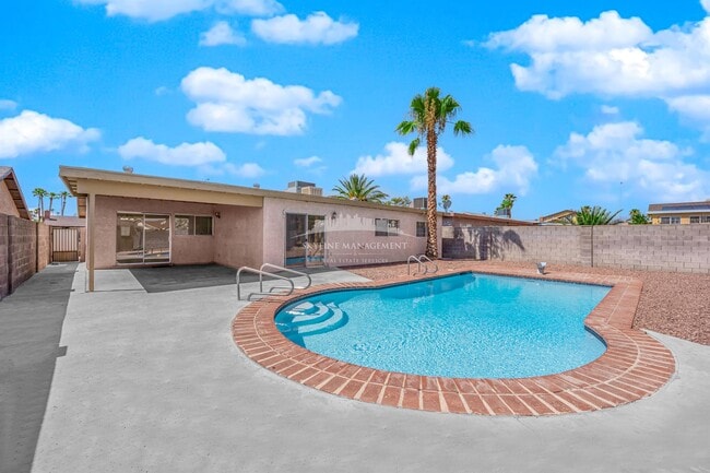 Building Photo - 6762 Carrera Dr