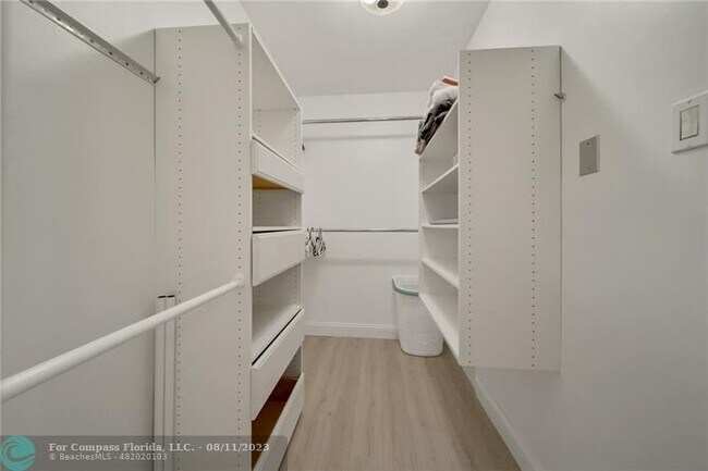 Building Photo - 4115 Madison St