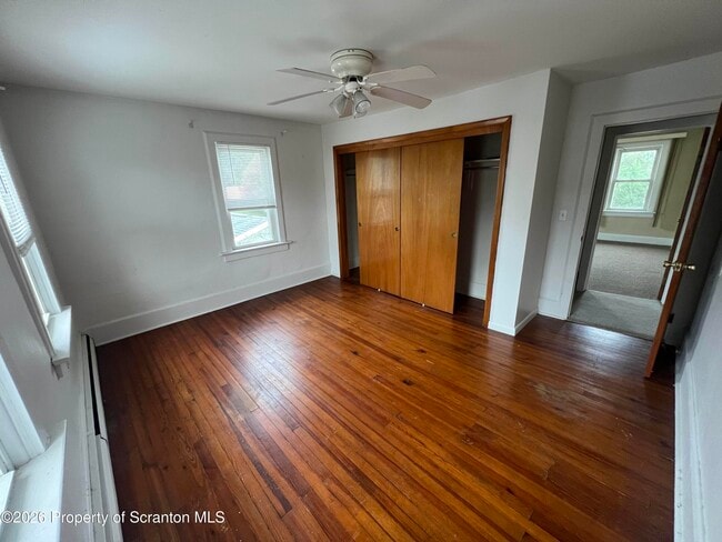 Building Photo - 162 N Third St