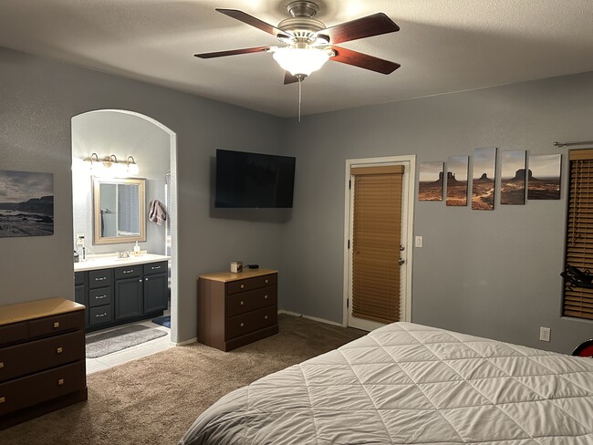 Master Bedroom - 3150 E Beardsley Rd