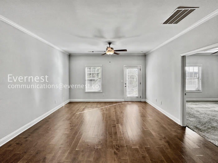 Building Photo - 3845 Valley View Ct