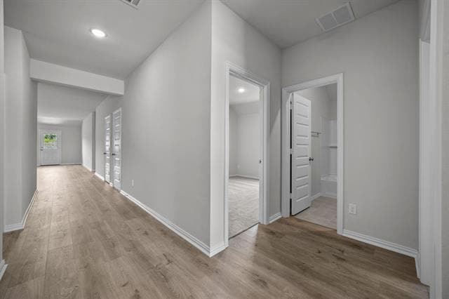 Building Photo - 533 Hickory Rdg Dr