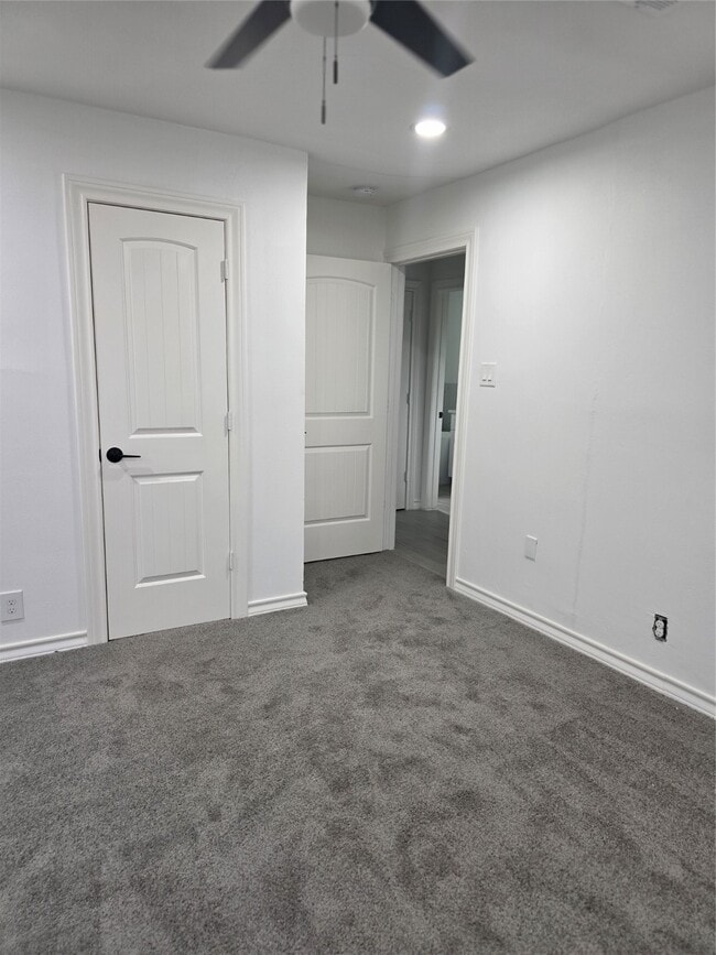 Building Photo - 3926 Florinda St