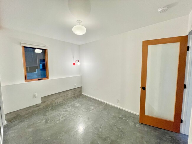 Building Photo - 2BR/1BA Potrero Hill Contemporary Residenc...