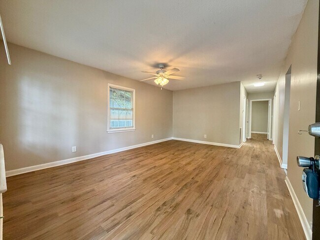 Building Photo - 2316 Fitzgerald Ave