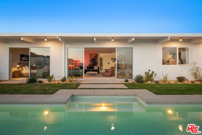 Building Photo - 1227 Tellem Dr