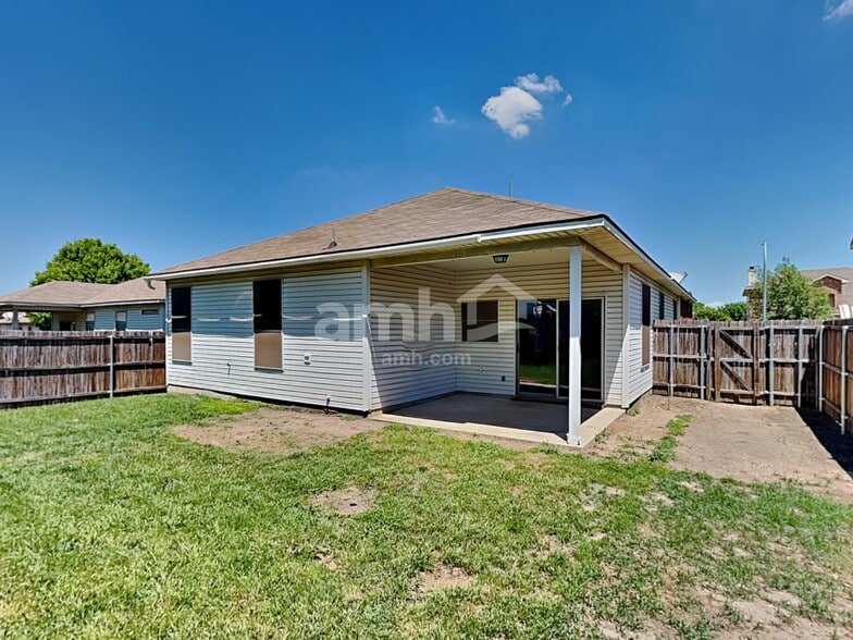 Building Photo - 14113 Silkwood Dr