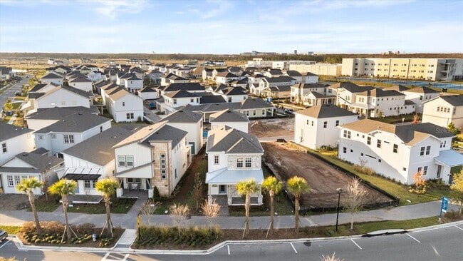 Building Photo - 10270 Pearson Ave