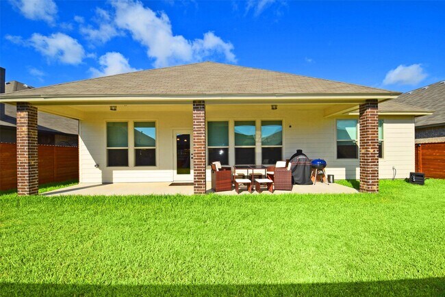 Building Photo - 8158 Luz de Luna St