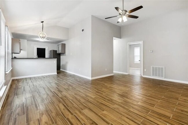 Building Photo - 1807 W Homestead Dr