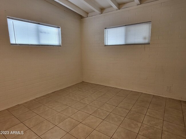 Building Photo - 1851 E Yale St