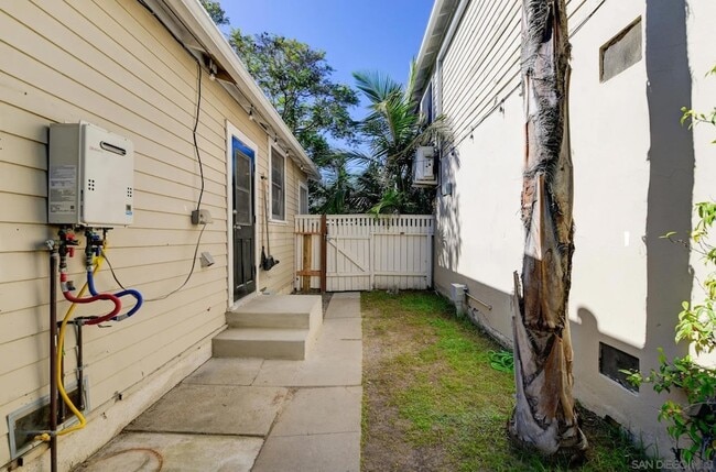 Building Photo - 3076 Juniper St