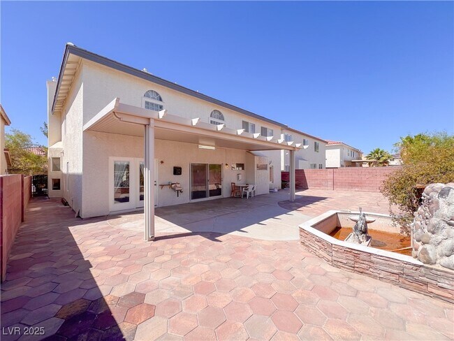 Building Photo - 6586 Shadow Cove Ave