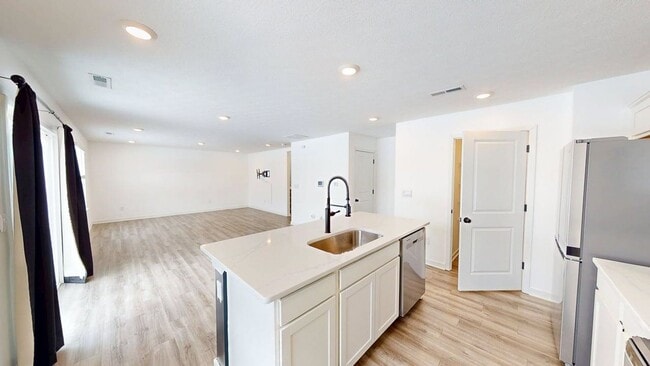 Building Photo - 3829 Genteel Dr