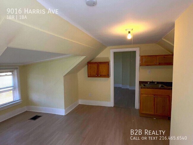Building Photo - 9016 Harris Ave