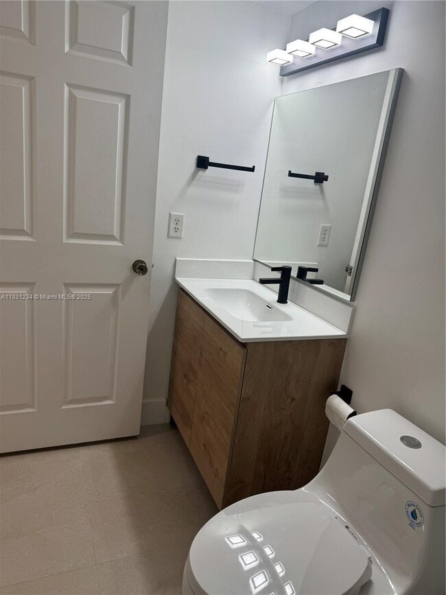 Building Photo - 2 bedroom in Pembroke Pines FL 33024