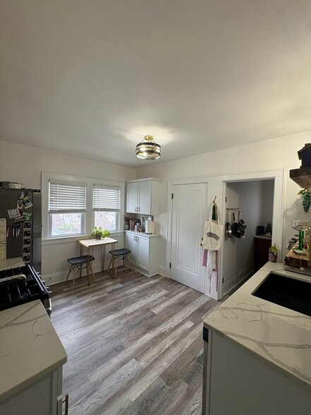 Building Photo - 2335 N 59th St