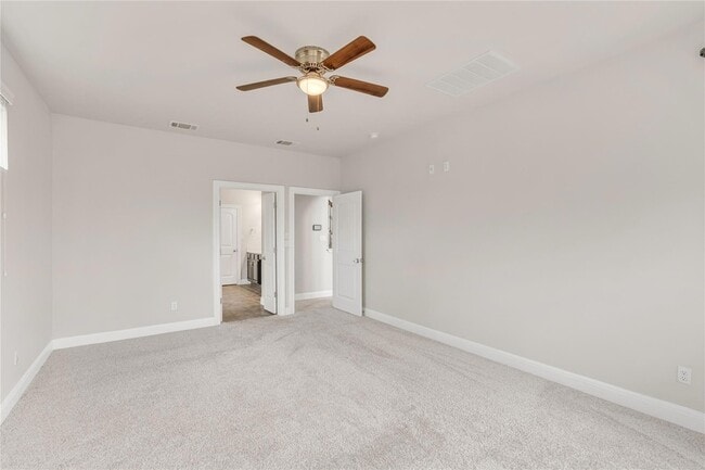 Building Photo - 5300 Cipriano Dr