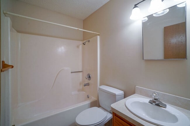 Building Photo - South 6th