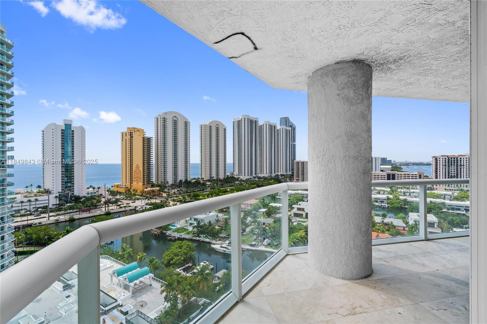 Building Photo - 16500 Collins Ave