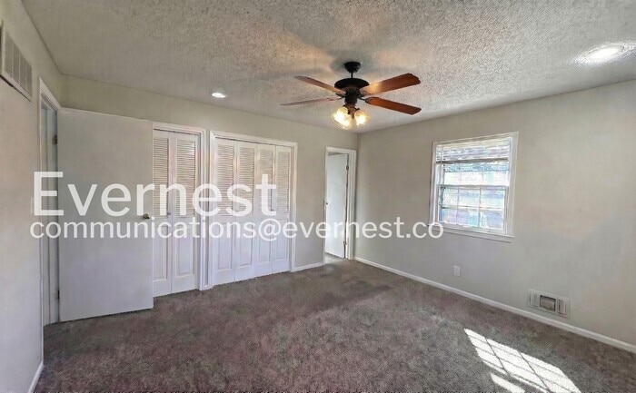 Building Photo - 13002 Crystal Ave