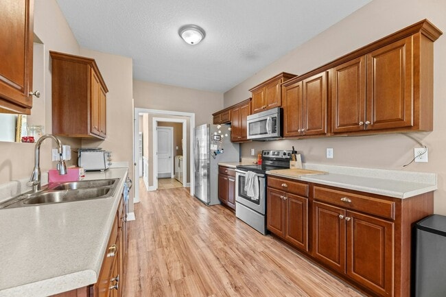 Building Photo - 3234 Austin Ave