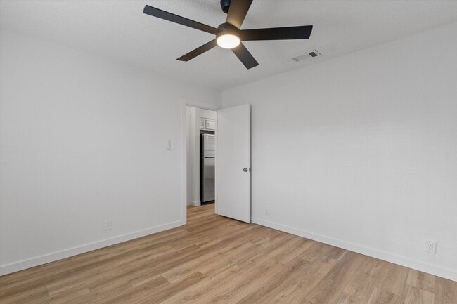 Building Photo - 5700 Cherry Park